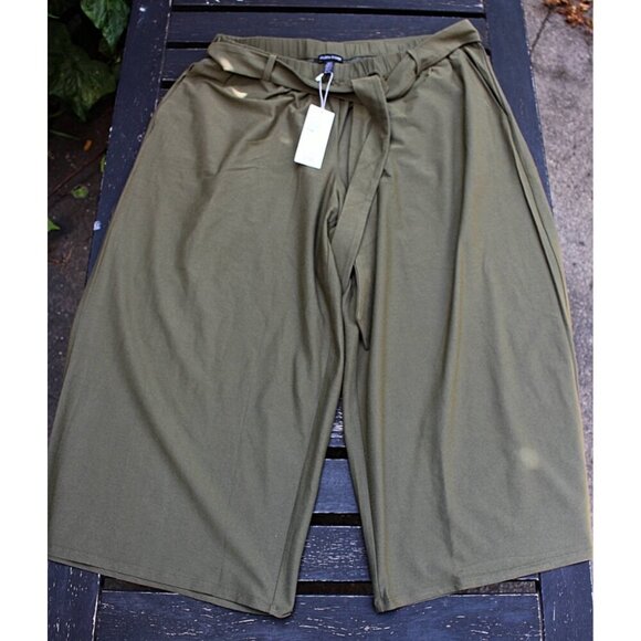 New w/Tags - Eileen Fisher Stretch Crepe Wide Leg Cropped Pants, Olive, XL - Picture 5 of 11